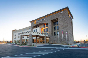 La Quinta Inn and Suites by Wyndham Lincoln
